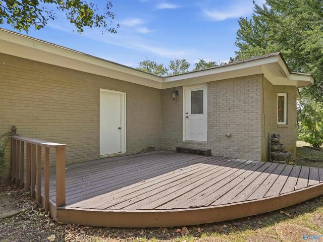 211 Cumberland Drive SE, Huntsville, AL 35803