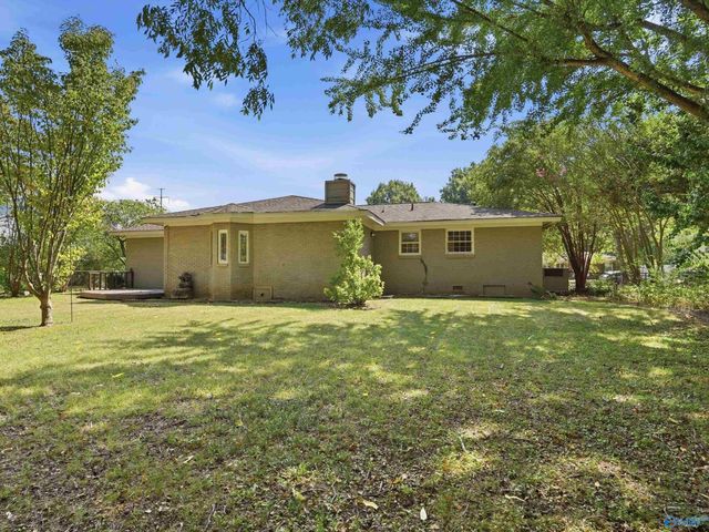211 Cumberland Drive SE, Huntsville, AL 35803