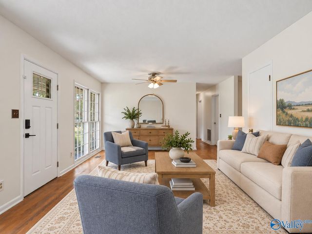 211 Cumberland Drive SE, Huntsville, AL 35803