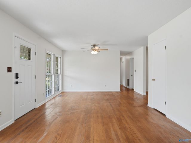 211 Cumberland Drive SE, Huntsville, AL 35803