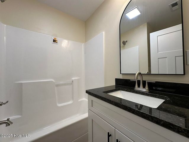 1620 West Street, Elizabeth City, NC 27909