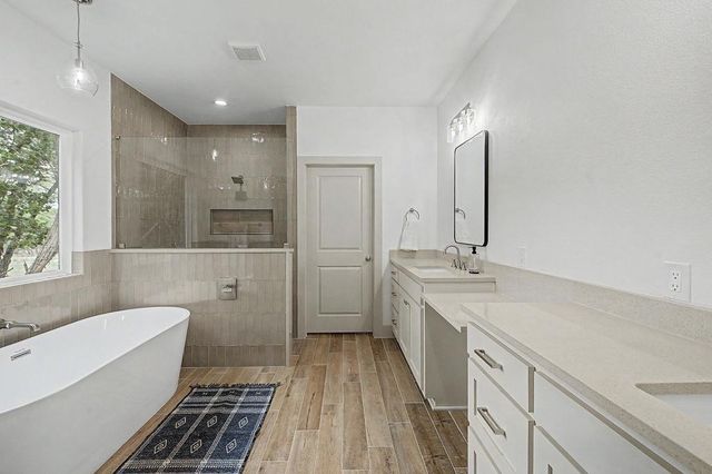 39 Summertime Cir CIR, Wimberley, TX 78676