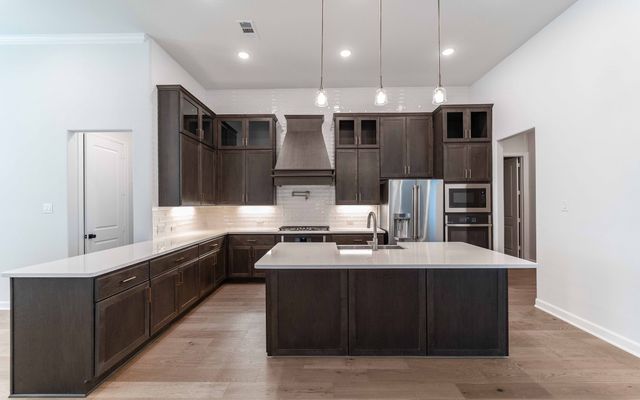 2008 Casting Ridge, Mesquite, TX 75181