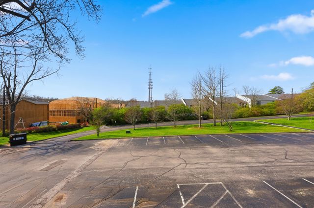 1076 Armstrong Mill Road D, Lexington, KY 40517