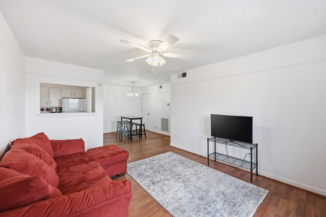 1076 Armstrong Mill Road D, Lexington, KY 40517