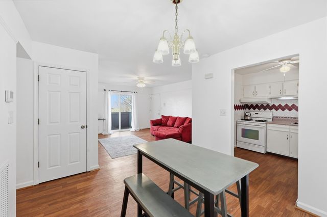 1076 Armstrong Mill Road D, Lexington, KY 40517