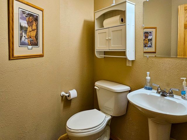 113 North St E, Detroit Lakes, MN 56501