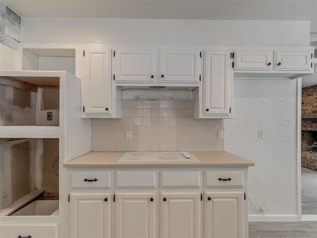 716 Landsdowne Drive, Norman, OK 73072