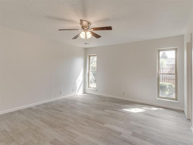 716 Landsdowne Drive, Norman, OK 73072