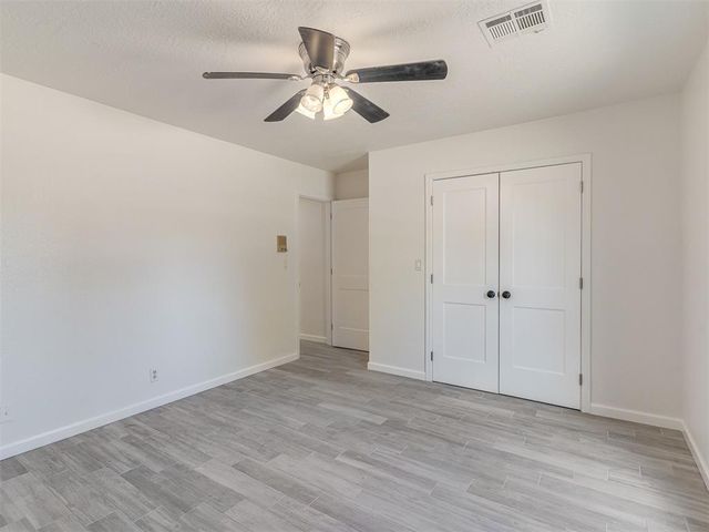 716 Landsdowne Drive, Norman, OK 73072