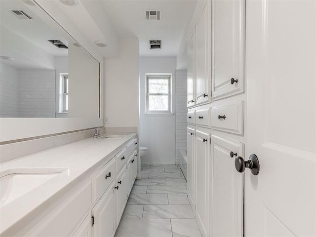 716 Landsdowne Drive, Norman, OK 73072