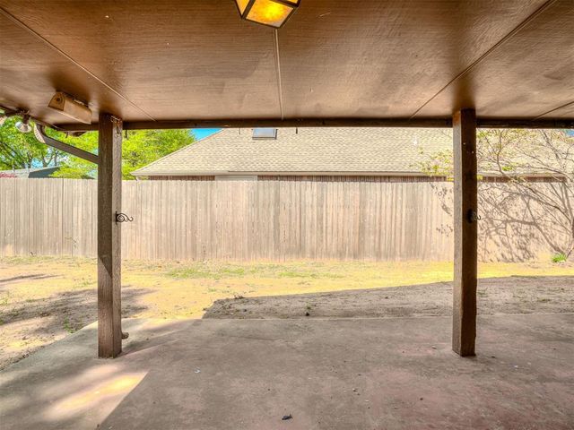 716 Landsdowne Drive, Norman, OK 73072