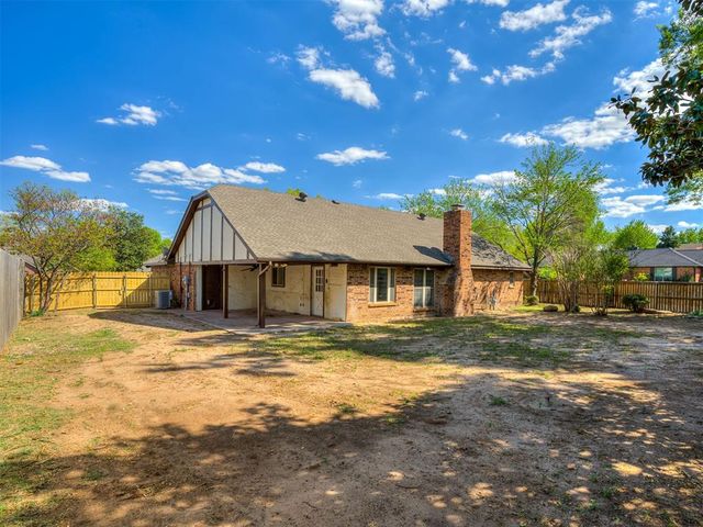 716 Landsdowne Drive, Norman, OK 73072