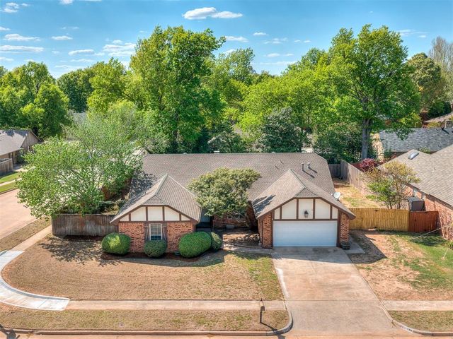 716 Landsdowne Drive, Norman, OK 73072