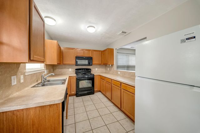 33127 Cottonwood Bend, Magnolia, TX 77354