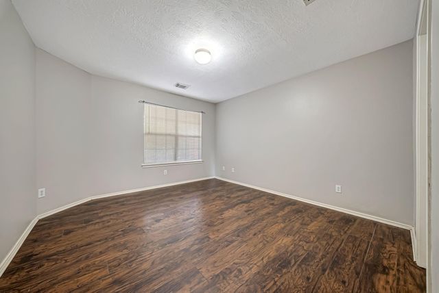 33127 Cottonwood Bend, Magnolia, TX 77354