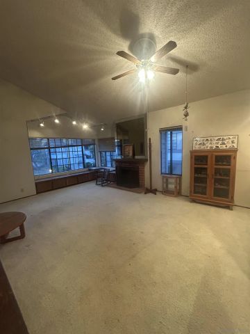 4055 Crystal Dawn Lane 201, San Diego, CA 92122