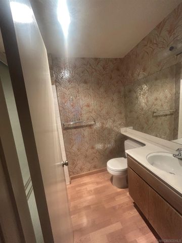 4055 Crystal Dawn Lane 201, San Diego, CA 92122