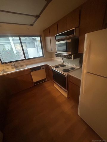 4055 Crystal Dawn Lane 201, San Diego, CA 92122