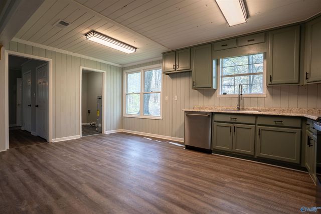 1416 Skyline Avenue, Fort Payne, AL 35967