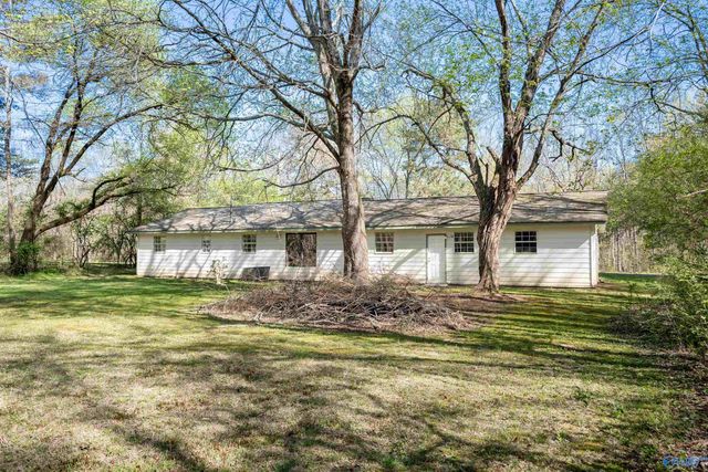 1416 Skyline Avenue, Fort Payne, AL 35967