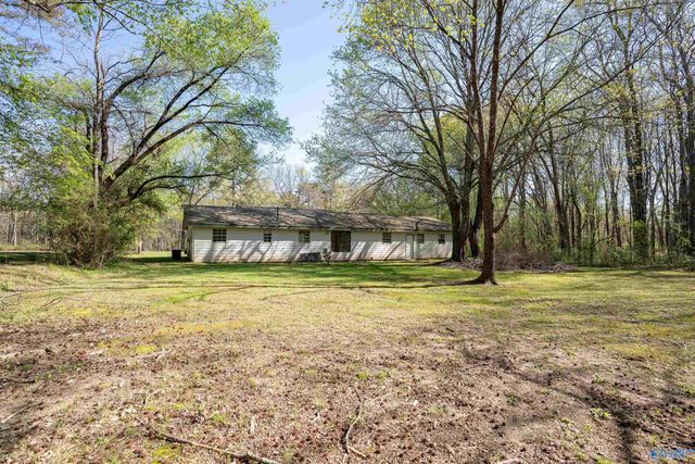1416 Skyline Avenue, Fort Payne, AL 35967