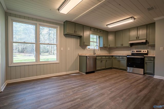 1416 Skyline Avenue, Fort Payne, AL 35967