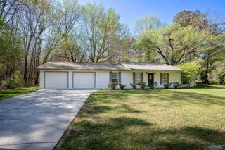 1416 Skyline Avenue, Fort Payne, AL 35967