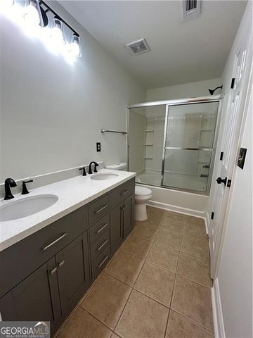 9051 Bayrose Circle, East Point, GA 30344
