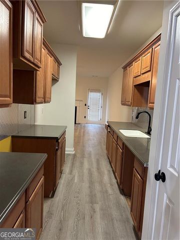 9051 Bayrose Circle, East Point, GA 30344