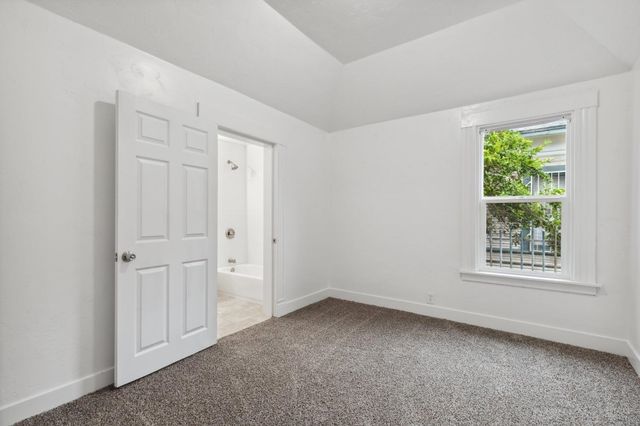 320 N Effie Street, Fresno, CA 93701