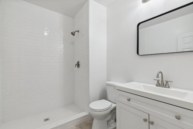 320 N Effie Street, Fresno, CA 93701