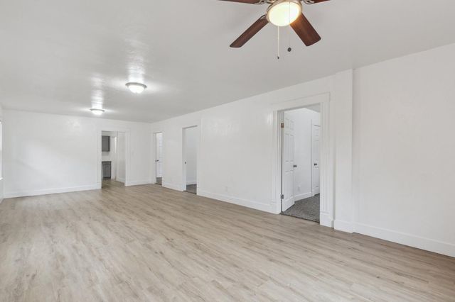 320 N Effie Street, Fresno, CA 93701