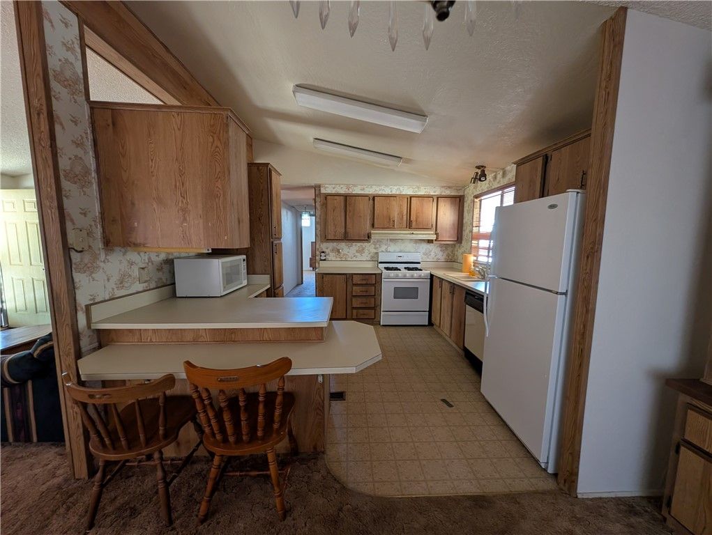Image 17 of property listing at 19012 Panther Avenue, Adelanto, CA 92301