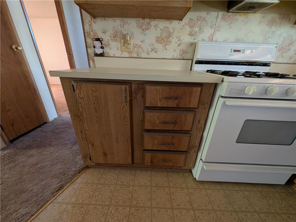 Image 20 of property listing at 19012 Panther Avenue, Adelanto, CA 92301
