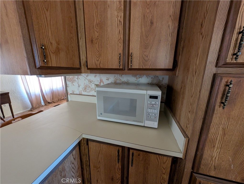 Image 21 of property listing at 19012 Panther Avenue, Adelanto, CA 92301