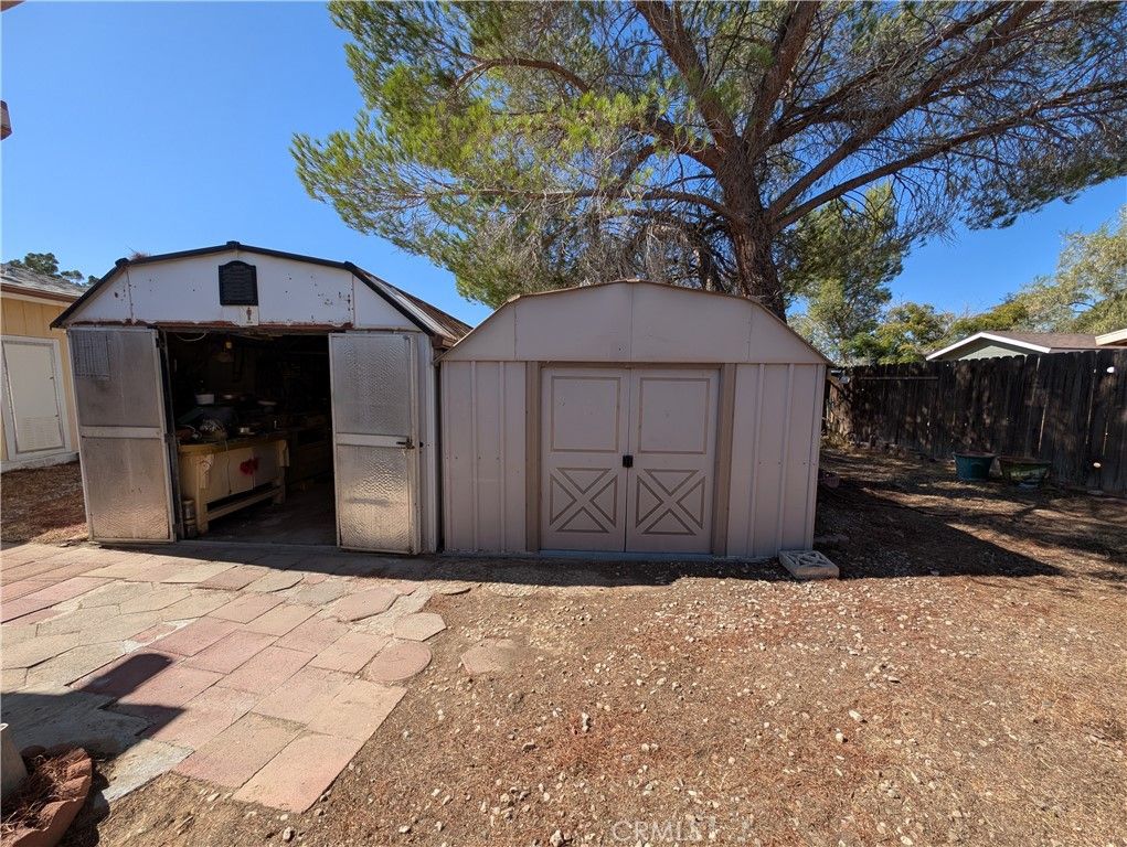 Image 71 of property listing at 19012 Panther Avenue, Adelanto, CA 92301