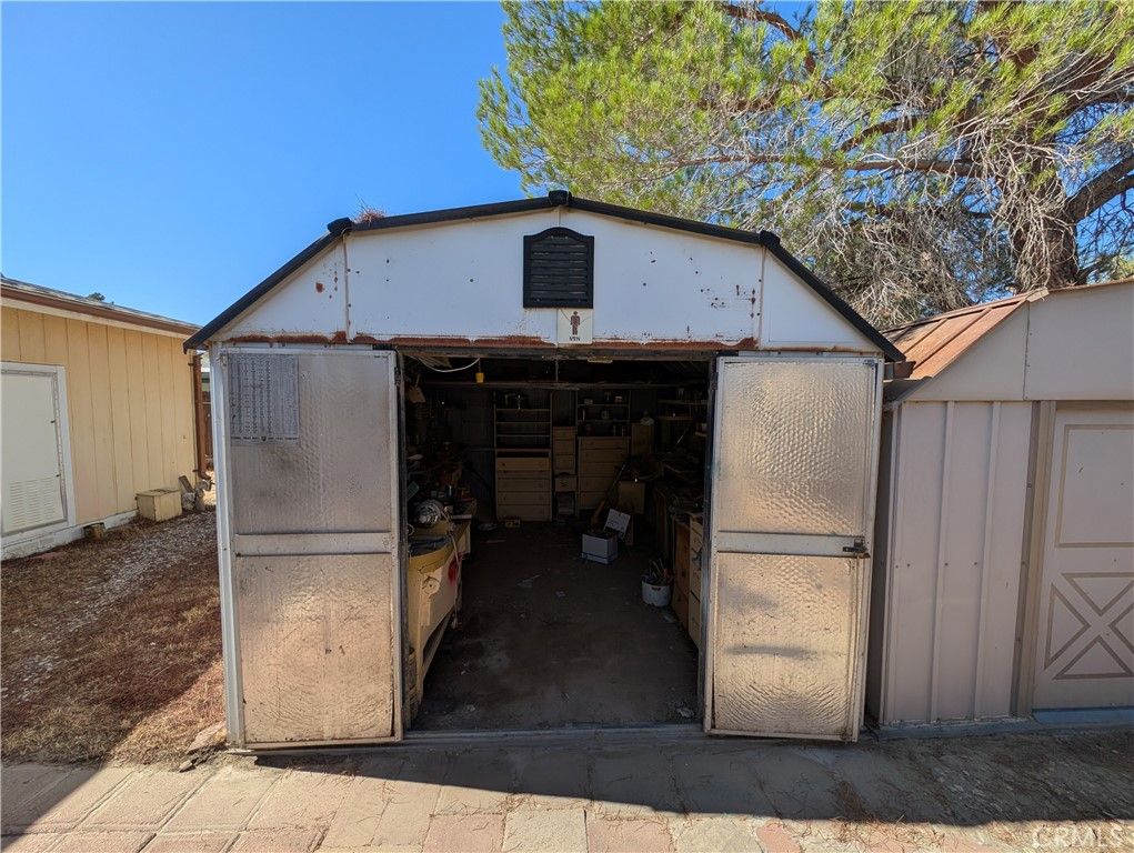 Image 72 of property listing at 19012 Panther Avenue, Adelanto, CA 92301