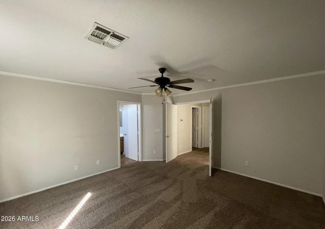 10925 W Kaler Drive, Glendale, AZ 85307