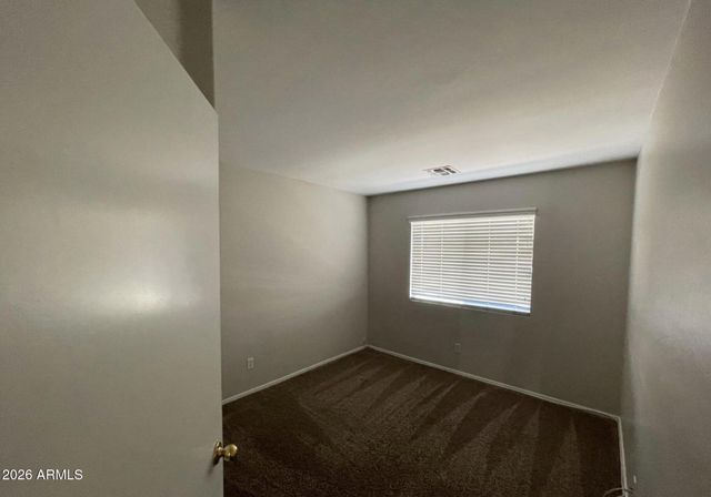 10925 W Kaler Drive, Glendale, AZ 85307