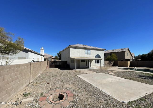 10925 W Kaler Drive, Glendale, AZ 85307