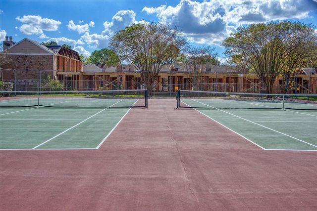 2800 Jeanetta Street 709, Houston, TX 77063