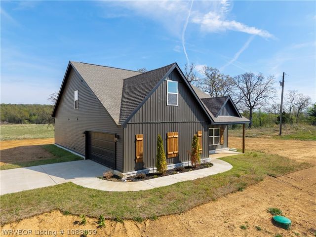 9724 Bethel Road, Hackett, AR 72937