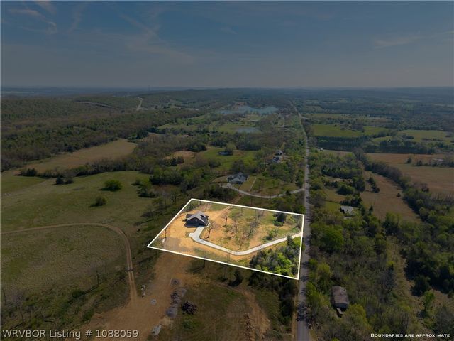 9724 Bethel Road, Hackett, AR 72937