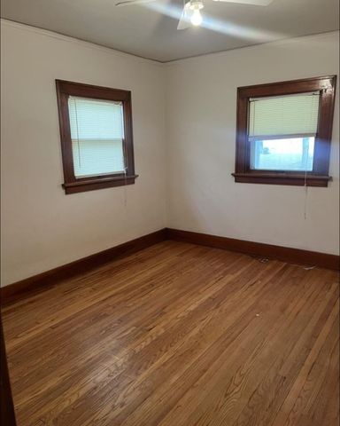 1080 7th Street, Marion, IA 52302