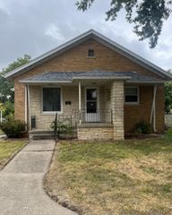 1080 7th Street, Marion, IA 52302