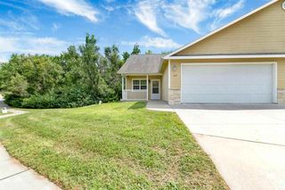614 Highland Ridge Drive, Manhattan, KS 66503