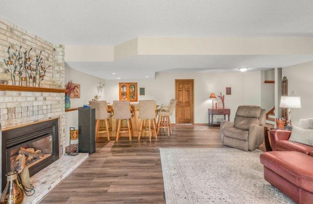 8906 Ashley Terrace, Brooklyn Park, MN 55443