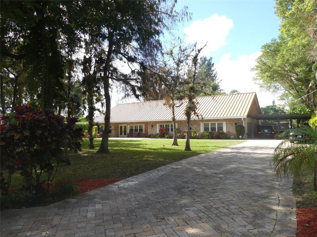 5221 Pinetree Road, Parkland, FL 33067
