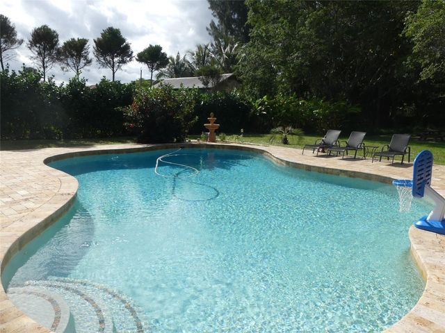 5221 Pinetree Road, Parkland, FL 33067